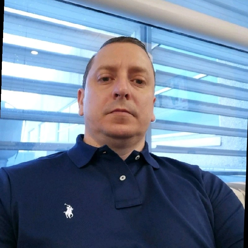 Luis Guillermo Vasquez Cabeza